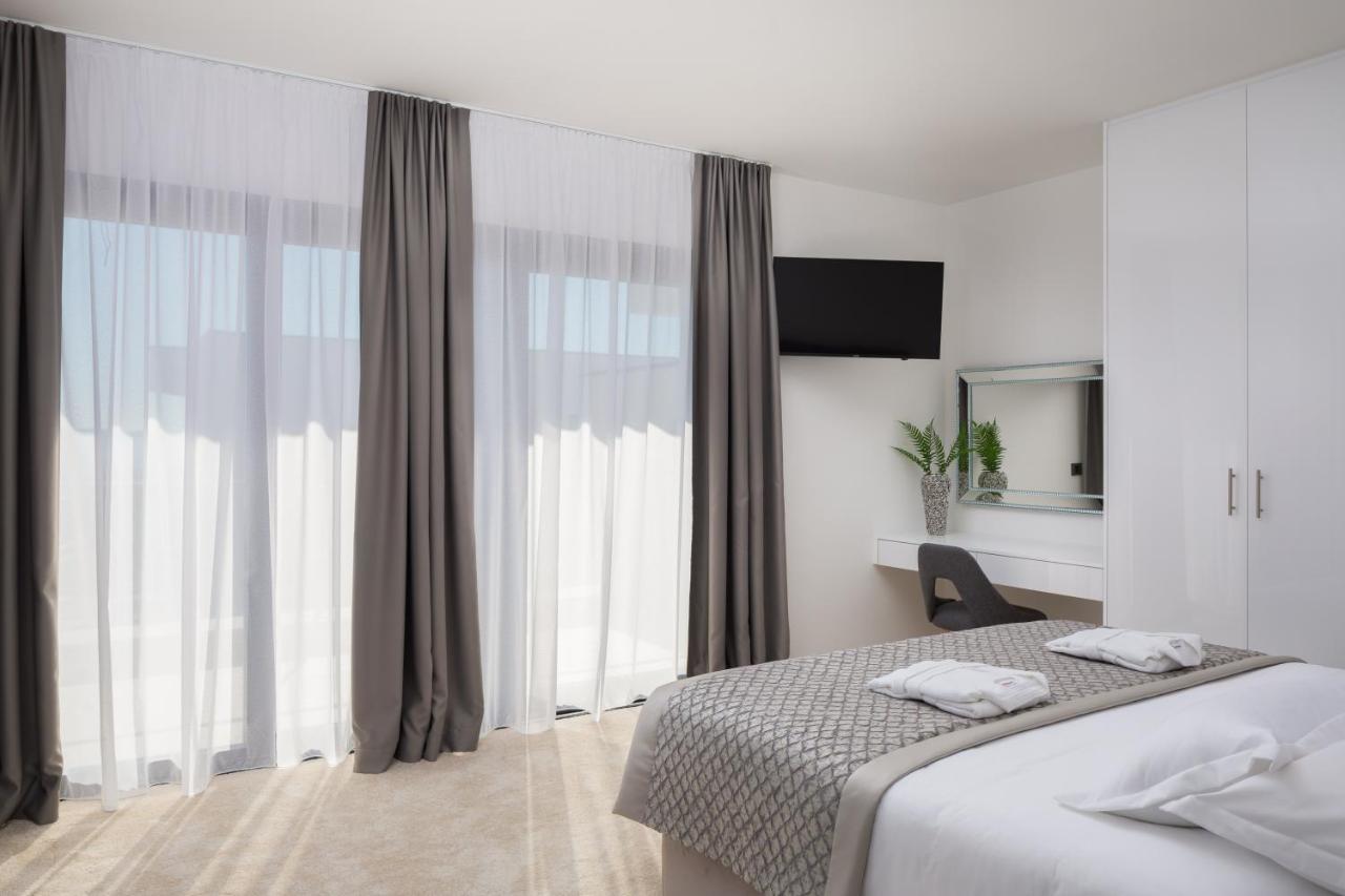 Luxury Apartments Baotic Trogir Exteriér fotografie